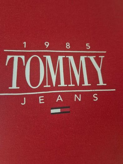 Tommy jeans essential logo slim fit t-shirt(sizeS)