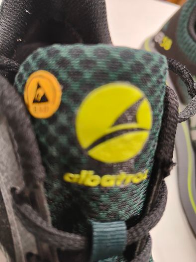 Safety shoes  - ESD safe