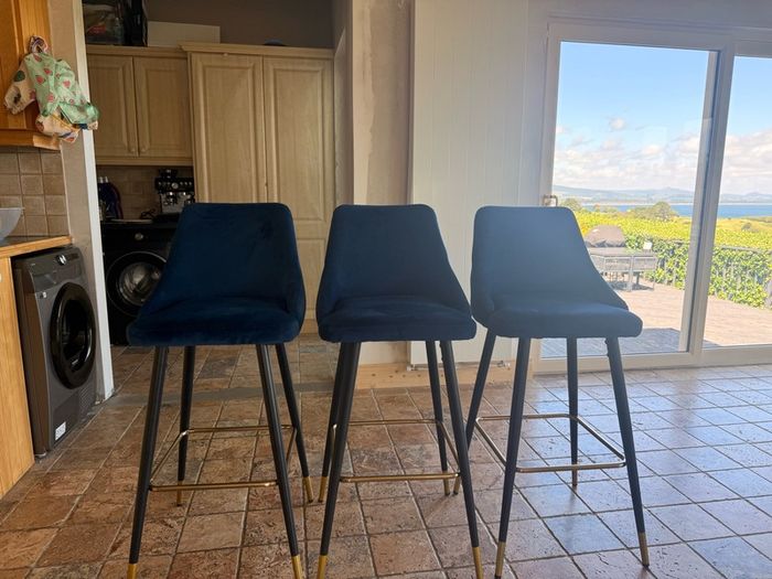 3 Navy Island Stools