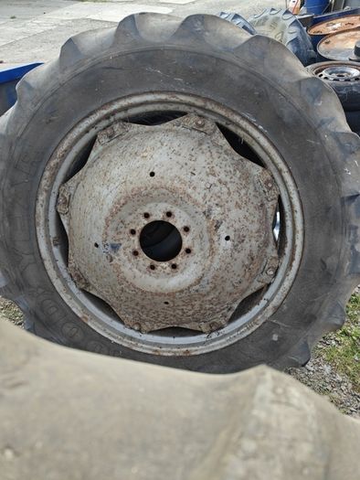 13.6r36 Rims And Tyres