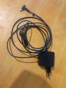 ASUS ZenBook UX333F Original Charger EU Plug 45W