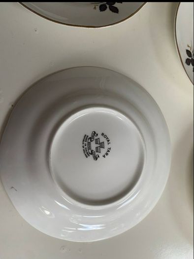 Set of five Royal Tara plates