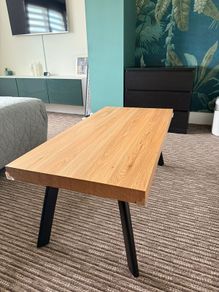 Coffee table-oak