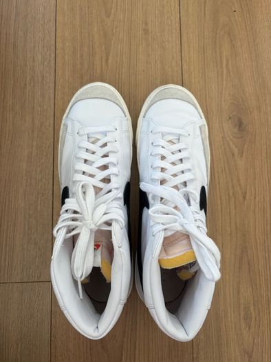 Nike Blazer Mid 77