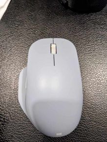 Microsoft Bluetooth Ergonomic Mouse | Glacier