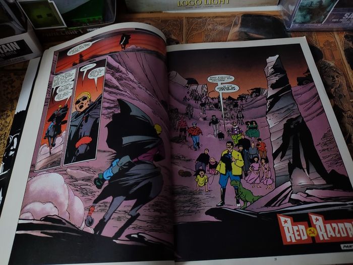 Judge Dredd ! Red Razors ! by Mark Millar ! Graphic Novel ! 2004 ! by 2000 AD Graphic Novels !