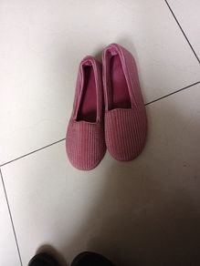 Dunnes Stores  Ladies  Slippers. Slippers.    S.L - 7-8. 5-6.  New - No Tag.