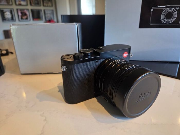leica q2