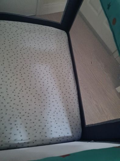 travel cot