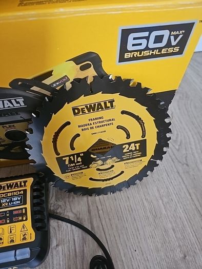 DeWalt DCS577, 6Ah 54v/18v Flexvolt Battery & Charger