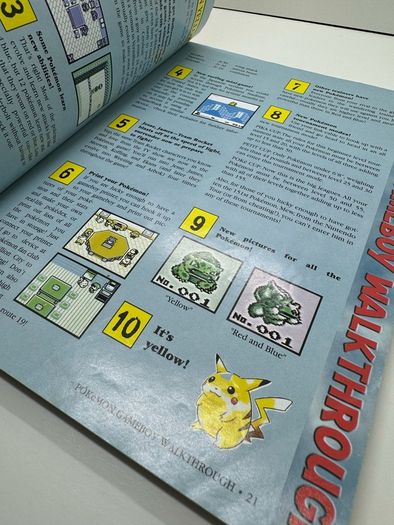 pokemon book guide vintage (1999)