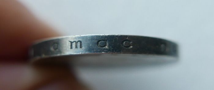 1966 Irish 10 Shilling coin SILVER