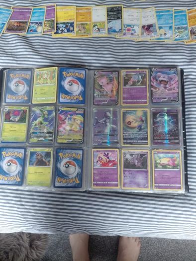 Huge pokemon collection