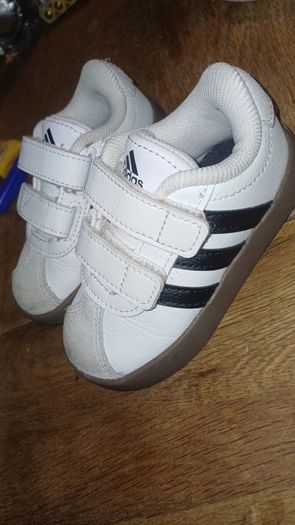 adidas infant size 5