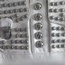 white big bag with studs Image 3