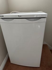 Whirlpool Refrigerator & Freezer