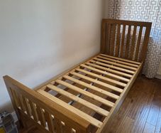 Solid Oak Single Bed Frame Excellent Condition