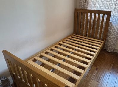 Solid Oak Single Bed Frame Excellent Condition