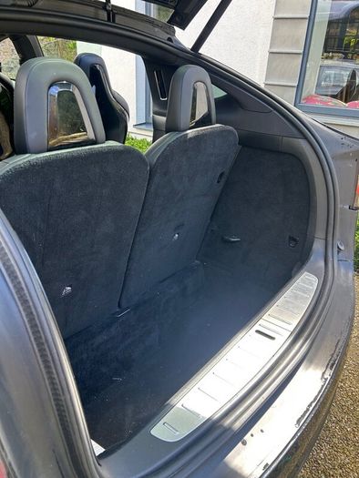 Tesla Model X 2018