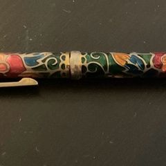 Cloisonne Floral Ink Pen : Vintage (1990) green and gold