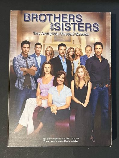 Brothers and Sisters Season 2 5-disc Television Series