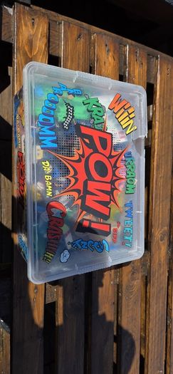Medium box of miscellaneaous lego