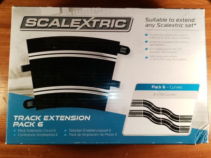Scalextric C8555: New Track Extension Pack 6 (8x C8204) (R3)