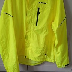 mens L cycling Altura nightvision jacket