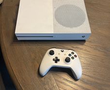 Xbox One S 1TB White