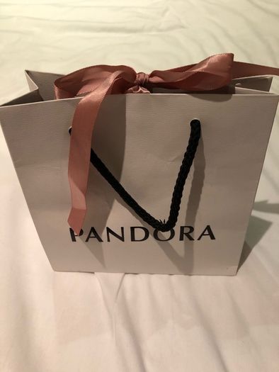 Pandora Shimmering Leaves Ring