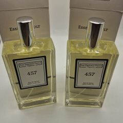 2 x 100ml bottles of men's perfume (Esscence Vault)