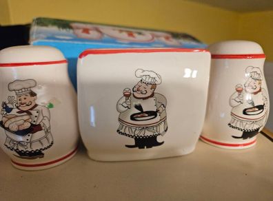 salt and pepper shaker