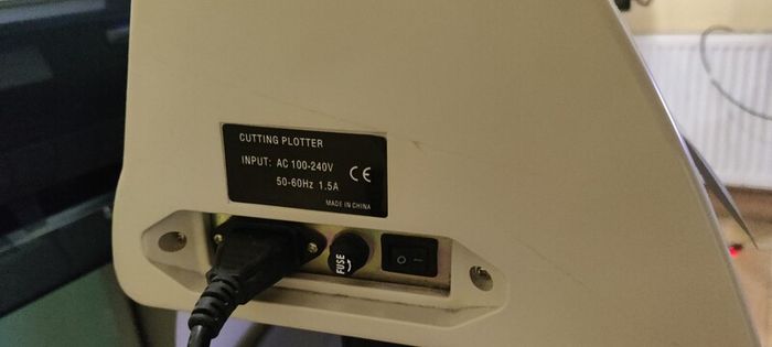 Vinyl Cutter - Sign maker