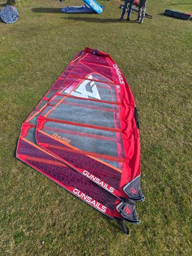 2 foil sails + mast