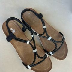 Bellucci Sandals Size 39