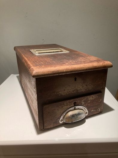 Old Cash Register