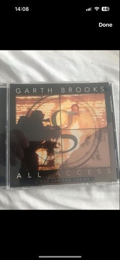11 cds 5 euro each some are double see pictures Garth brooks ,Rolling Stones, etc see pictures