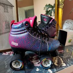 Chaya Roller skates and protective gear