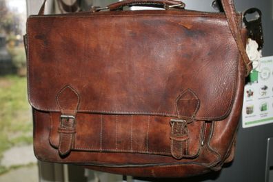 Vintage leather bag