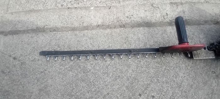 Shindaiwa hedge cutters