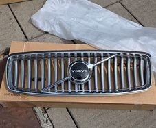 Genuine front bumper grill volvo CX90 2021