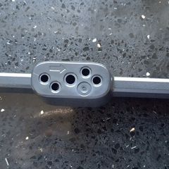 Walker 32" TV feet