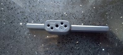 Walker 32" TV feet