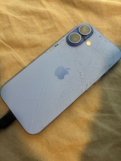 iPhone 16