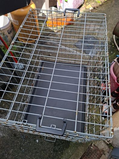 Large Metal Savic dog crate with Tray and can be folded down as in photos, Postage Available