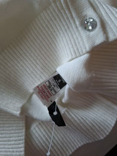 BNWOT White Cardigan Age 6