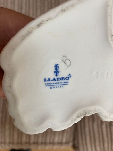 Lladro - Porcelain Figurine - Vintage - 2 Nuns