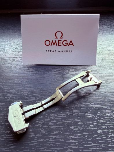 Genuine Omega Speedmaster 16mm deployant clasp STZ007387