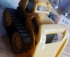 Toy buldoger .cond as shown