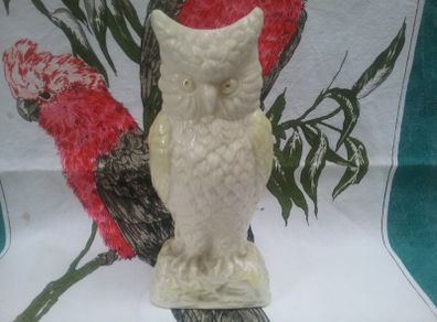 Brown mark Beleek Owl Vase (1984-1993)